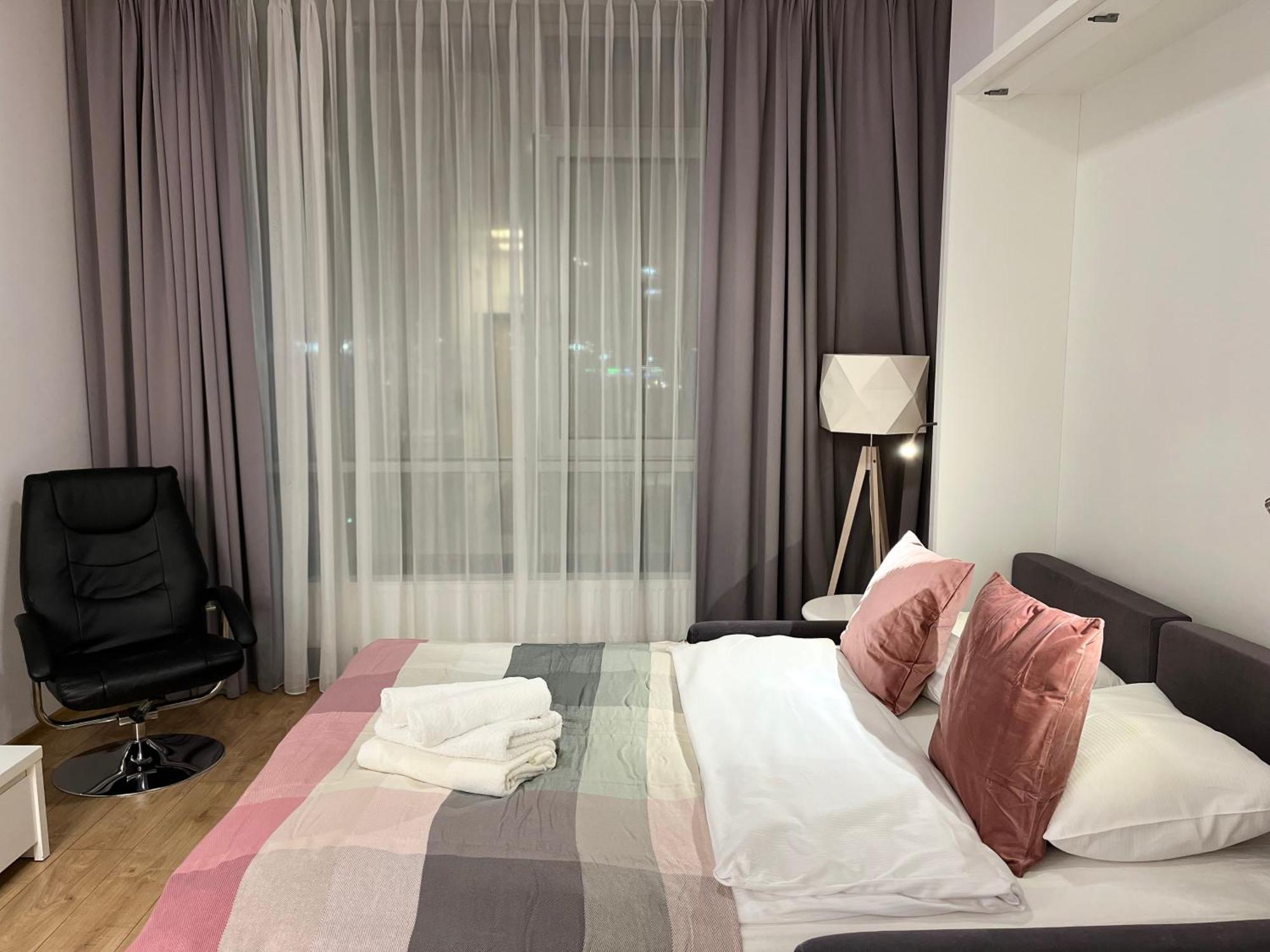 Aleje Jerozolimskie 216 By Perfect Apart Warsaw Exterior photo